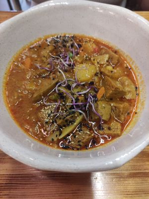 Guiso de seitan at La Encomienda in Madrid