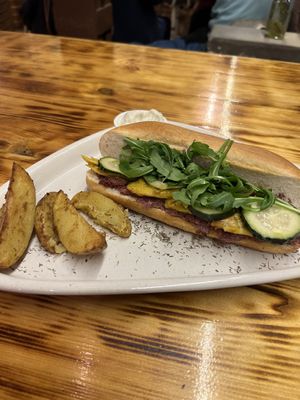 Perrito heura  at La Encomienda in Madrid