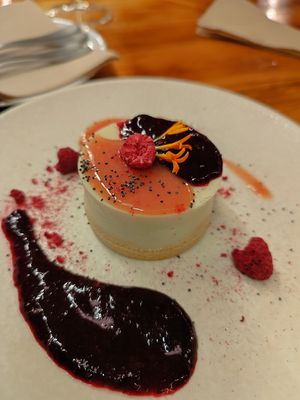 Cheesecake at La Encomienda in Madrid