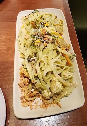 Pad thai at La Encomienda in Madrid