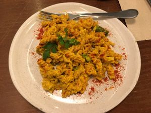 Espirales con salsa turca  at La Encomienda in Madrid