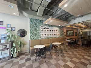 Comfortable seating  at Manna Life Food in Miami