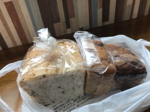Sesame bread, brown sugar bread and marble bread at Kome-hana Bakery - Ocome Bakery in Nagoya