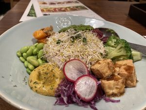 The bowl similar to a protein bowl they discontinued   at Mr. Farmer - Omotesando in Tokyo
