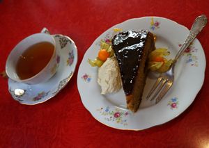 Cake of the day: Quatre quarts orange abricot et crème vanille at Les 4 Jeudis in Brussels