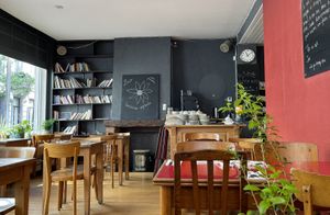 Inside  at Les 4 Jeudis in Brussels