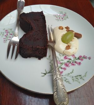 Dessert at Les 4 Jeudis in Brussels