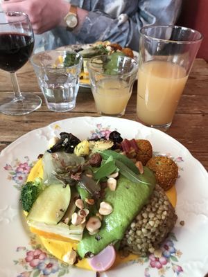   at Les 4 Jeudis in Brussels