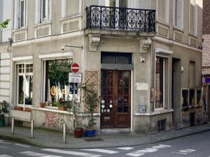   at Les 4 Jeudis in Brussels