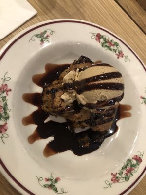 psl ftw cake at Talula's Pizza in Asbury Park