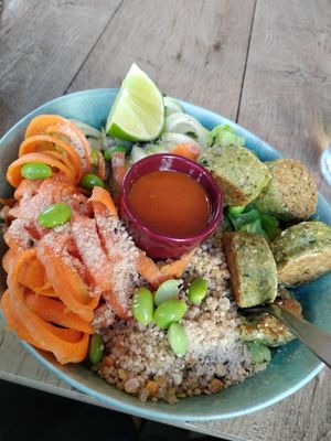 Falafel bowl at Oh my Goodness in Helsinki