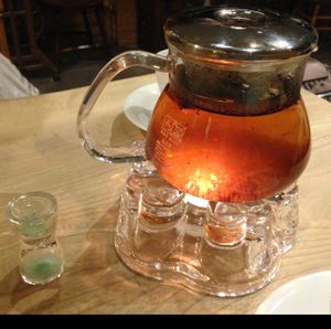 chocolate rooibos tea at Little Saebejae in Tokyo