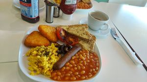 Amazing brekkie with a great selection of dishes.  This brekkie with scrambled tofu is the perfect hangover cure.  Friendly staff and will definitely revisit next time I'm in Crawl at Loving Hut - Southgate in Crawley