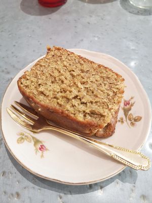 Vegan banana bread at Sare & The in Sare