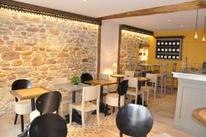 notre salle at Sare & The in Sare