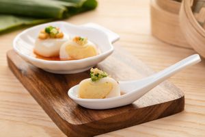 Banh It Tran (Vietnamese sticky rice dumplings at Loving Hut Hoa Dang Express Food in Ho Chi Minh City