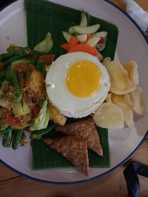 Vegetarian curry with Tempeh  at Wrong Place in Kuching