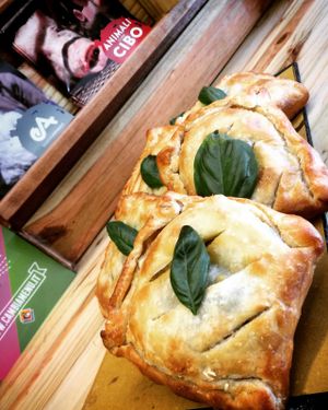 savoury snack at Wani Vegan Bakery in Rome