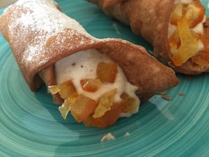 Vegan Cannolo alla siciliana at Wani Vegan Bakery in Rome