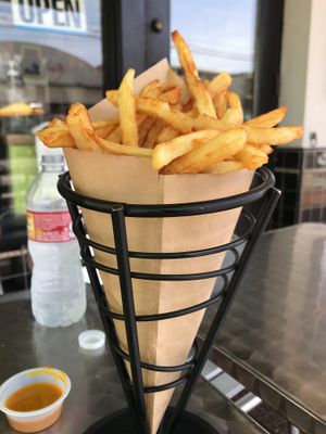 Fresh cut fries at The HipPea in Long Beach