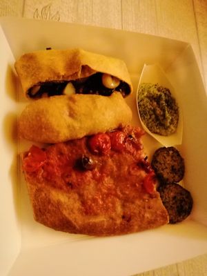 Cena del 21.1.23 at Black Sheep Raw • Vegan Lab & Bistrot in Trento