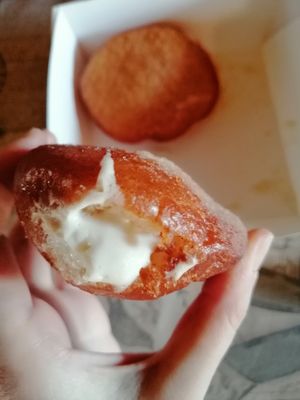 Krapfen alla crema at Black Sheep Raw • Vegan Lab & Bistrot in Trento