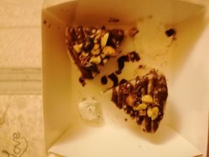 Cheesecake banana e gianduia at Black Sheep Raw • Vegan Lab & Bistrot in Trento