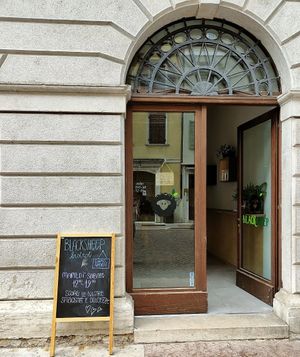  at Black Sheep Raw • Vegan Lab & Bistrot in Trento