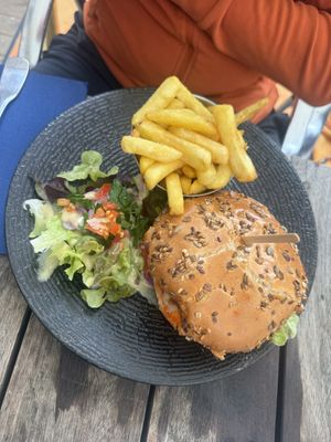 Burger  at La Salamandre in Etretat