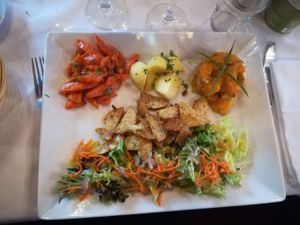 Assiette veggie at La Salamandre in Etretat