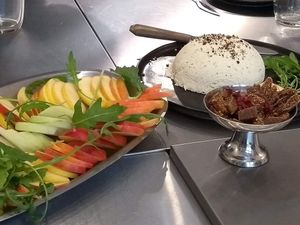 vegan cheese workshop at Végétalise-toi in Paris