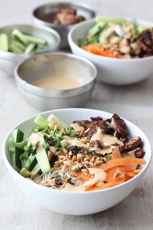 Veggie bowl at Végétalise-toi in Paris