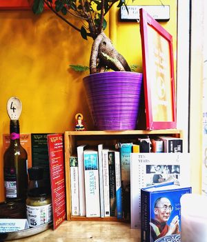 Table setting at Himalaya Cafe in Edinburgh