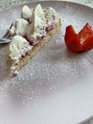 Malinowa chmurka  at Veganic in Krakow