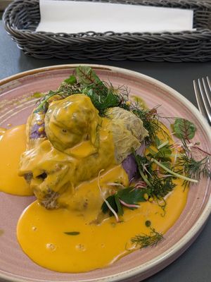 Vegan stuffed cabbage at Veganic in Krakow