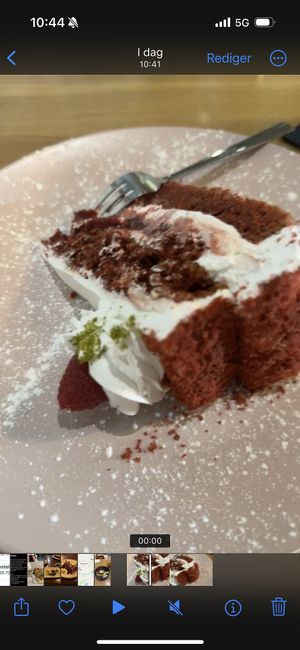 Red velvet cake  at Veganic in Krakow