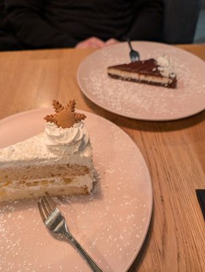 Pina colada cake and coconut torte at Veganic in Krakow