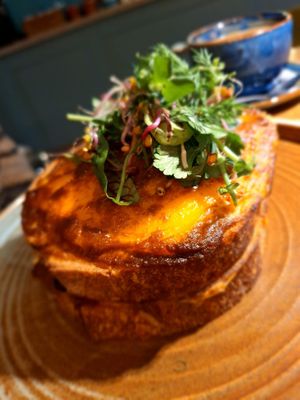 Breakfast menu- Super filling delicious grilled cheese at Veganic in Krakow