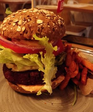 Vegan burger at Veganic in Krakow