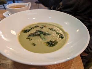 Asparagus pea soup at Veganic in Krakow
