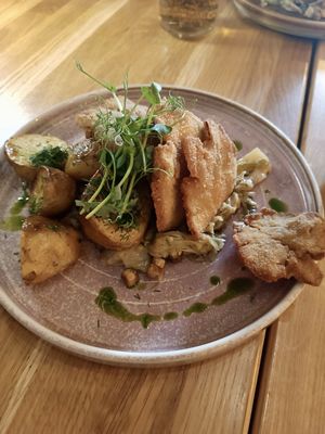 oyster mushroom cutlets  at Veganic in Krakow