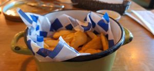 Crispers Fries with Garlic Sauce at Veganic in Krakow