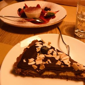 Banana and chocolate tart  at Veganic in Krakow