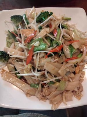 Vegetarian Chow Fun
(made it Vegan) at Saigon Cafe in Eugene