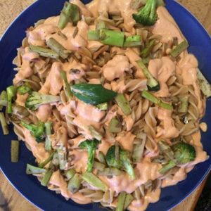 Tagliatelle (or your choice of pasta) The best pasta ever.  Grilled and seasoned broccoli with sun dried tomatoes.  Served with Cashew marinara.

Available nut free and GF at Panda's Kitchen in Denver