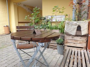 Cozy outside during summer at Godt Brød in Oslo