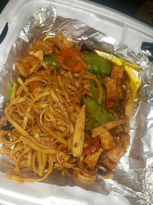 Lo mein with tofu. at Thai Papaya Garden in Euless