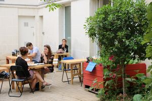Back terrace at Le Court Circuit in Tours
