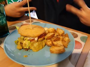Main / Burger at Cookaluzka in Madrid