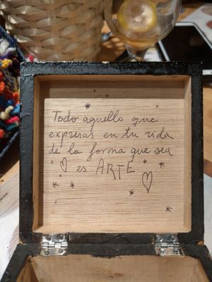 Message with the bill at Cookaluzka in Madrid